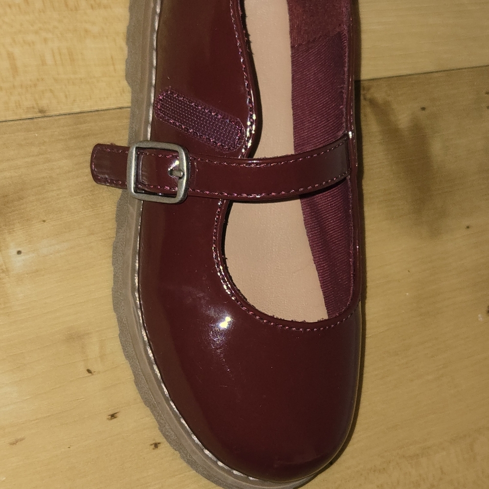 Old Navy Girls Size 9 Chunky Mary Jane Faux Patent Leather Shoes Spicy Burgundy - Picture 5 of 5